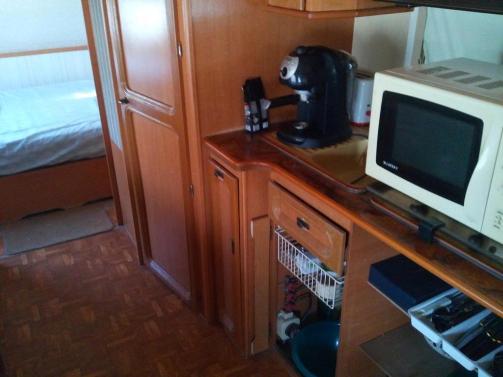 Caravane Camping Pree Marennes มาเรนน์ส ภายนอก รูปภาพ
